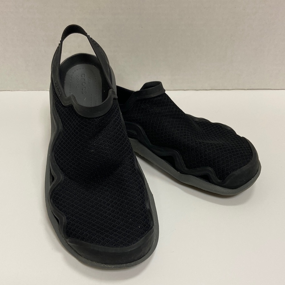 Crocs Swiftwater Mesh Shoe black mens size 7